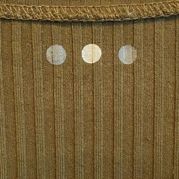 Three Dots Womens Green V-Neck Long Sleeve Pullover Sweater Size SMALL - Picture 2 of 6